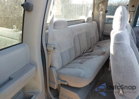 1998 Chevrolet K1500 Fleetside из США, поврежденный, VIN 2GCEK19R1W1239271